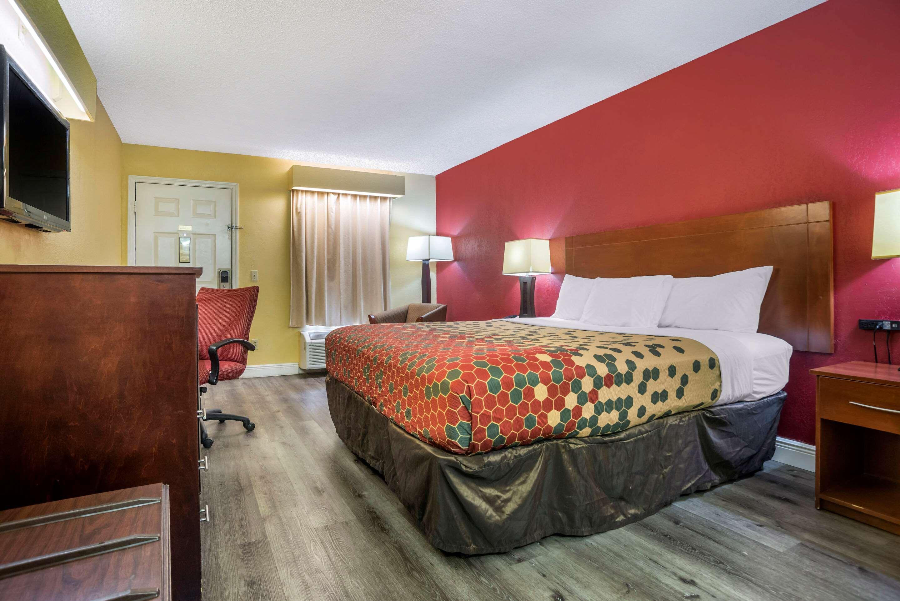 Econo Lodge Tupelo Luaran gambar