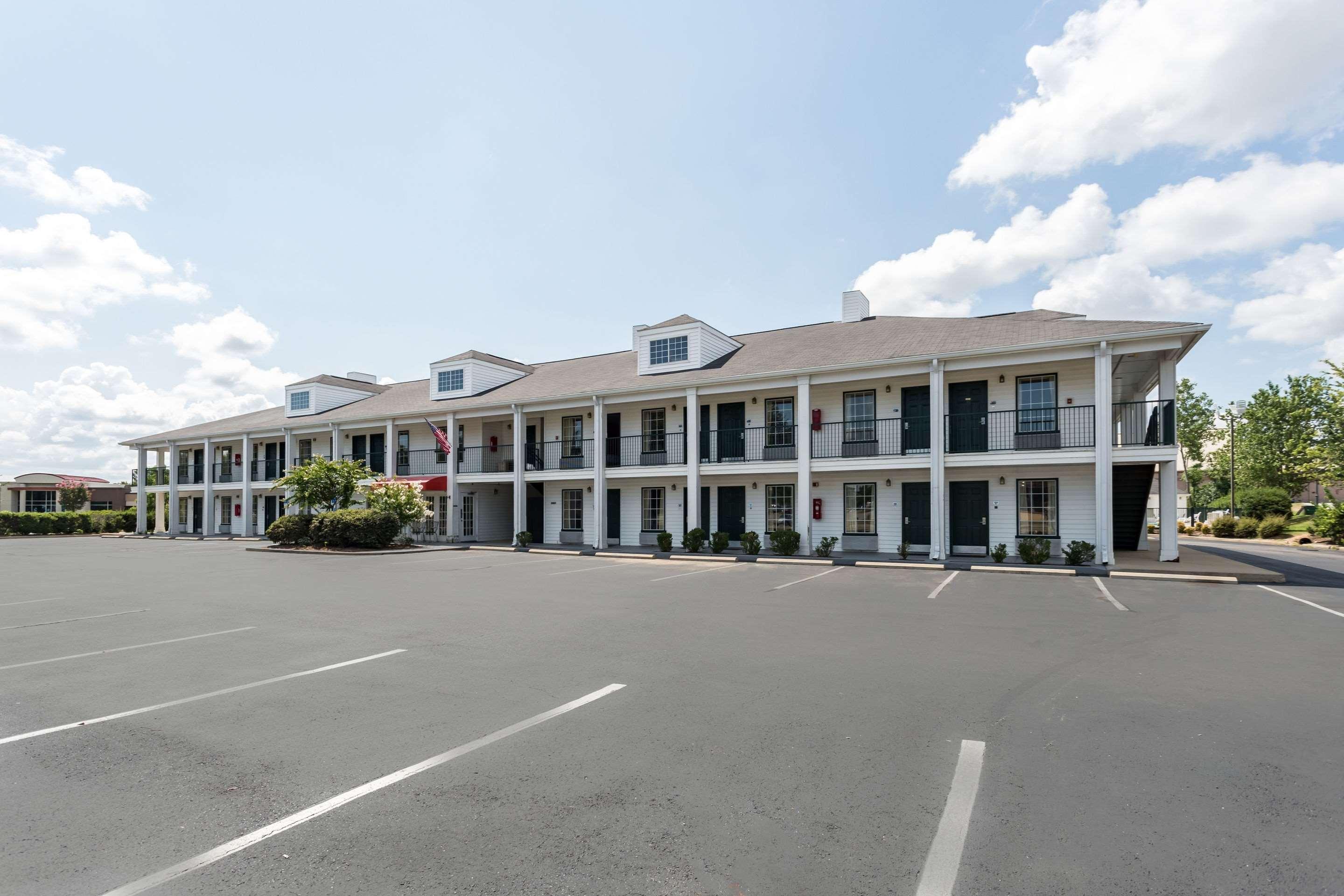 Econo Lodge Tupelo Luaran gambar